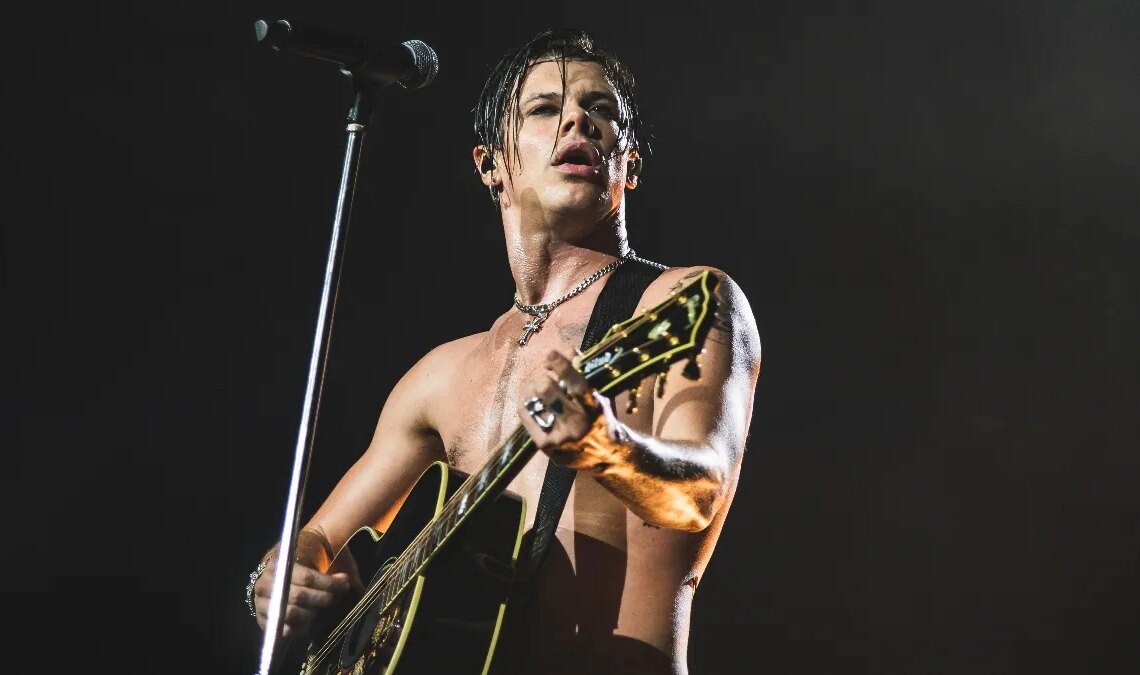 Yungblud Suffered What Should Be a Concert-Cancelling Injury But He’s Still Planning to Perform