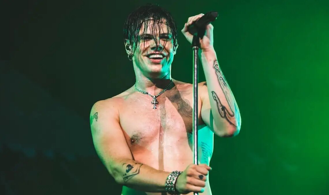 If You’re Looking For a Creative Gender Reveal, Perhaps Yungblud Can Help