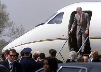 Trump’s secret Air Force One switch crosses a new line with journalists