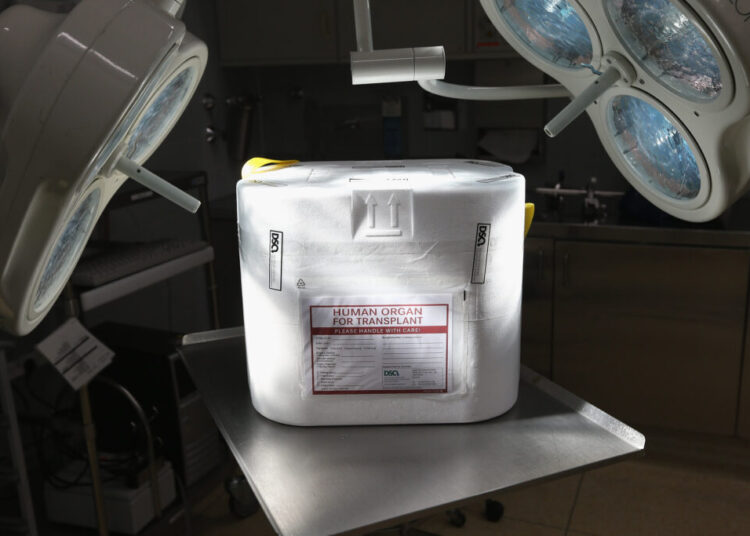 U.S. moves to decertify group that tried to collect organs from living patients