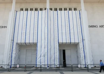 Trump attempts to reinstate his name back on Kennedy Center after court said no