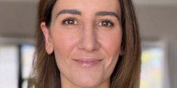 CBS Orders Comedy Pilot for ‘Hilda! (In Lights)’ From Abbey Caldwell