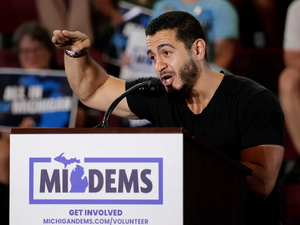 ‘Thirst traps’ with bare biceps and unbuttoned shirts set to juice midterms: report