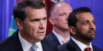 DOJ rankles judge as Trump-tied billionaire’s charges dropped: ‘Unbecoming of his office’