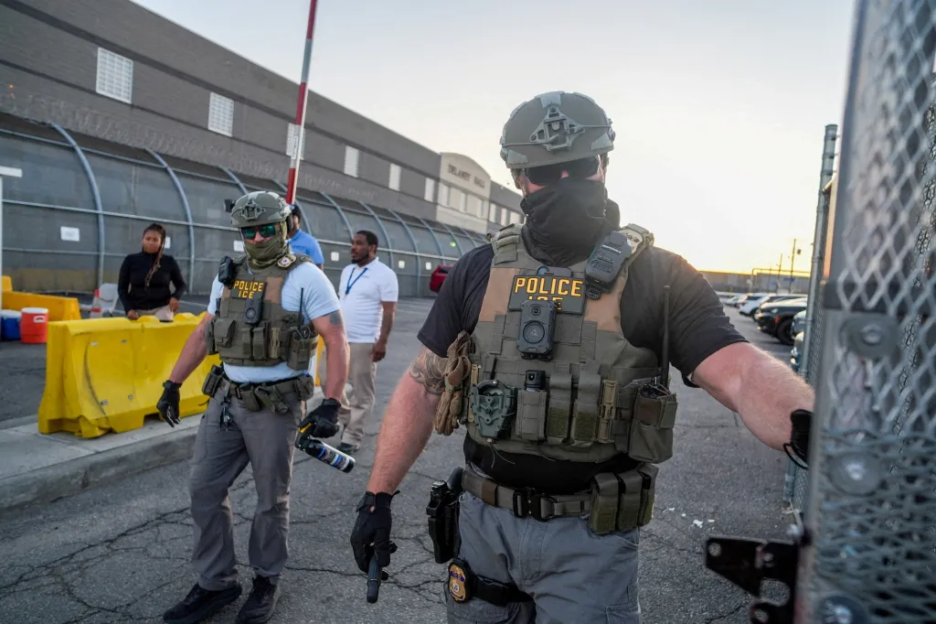 Salvadoran immigrant Edwin Lopez-Cornejo, who was being held inside, died on Saturday. (Ryan Murphy)