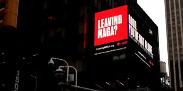 Historian flags signs ‘MAGA is coming apart’