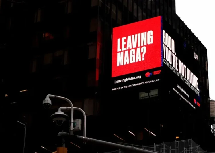 Historian flags signs ‘MAGA is coming apart’