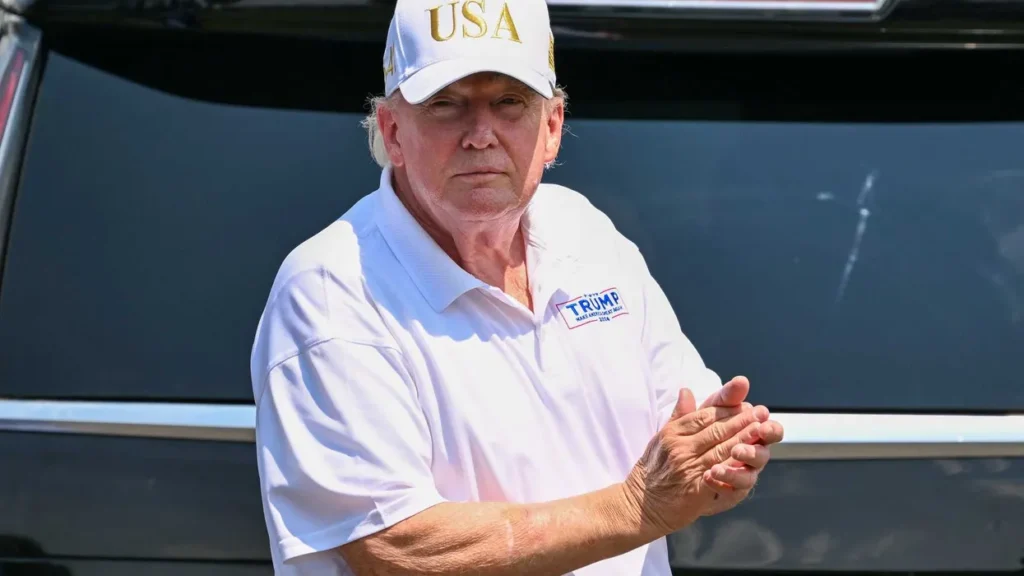 Economist alarmed as Trump’s ‘anemic’ economy pushes Americans to the brink