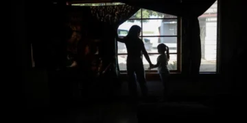 Trump endangers immigrant children in corrupt deal