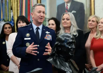 Top Trump general quietly hunting for ‘off-ramp’ as president’s war plan falters: report