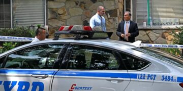 NYC Woman dead, man in critical condition after suspected attempted murder suicide