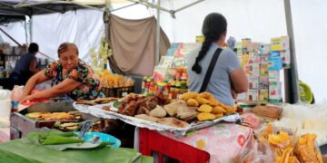Embrace of street vendors shows slide into Third World anarchy