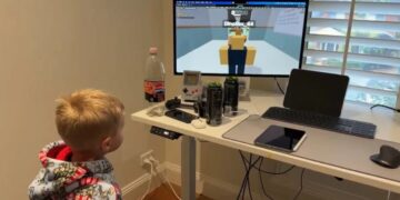 Insane Dad Boasts About Using AI to Construct a “Truman Show” Style False Reality For His Son To Play In