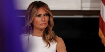 Melania locked in standoff with smitten Trump aide who ‘supersedes’ her: biographer
