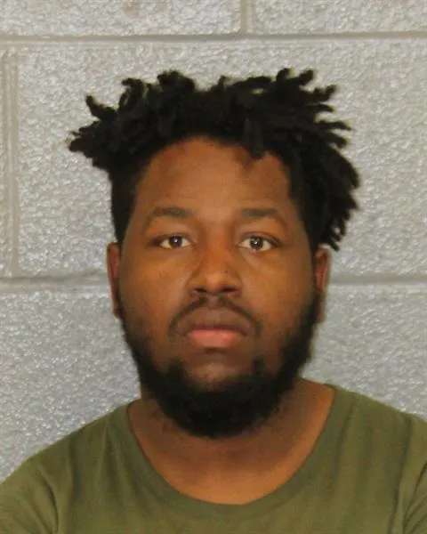 Mugshot of Di-Quan Schafar Hunt.