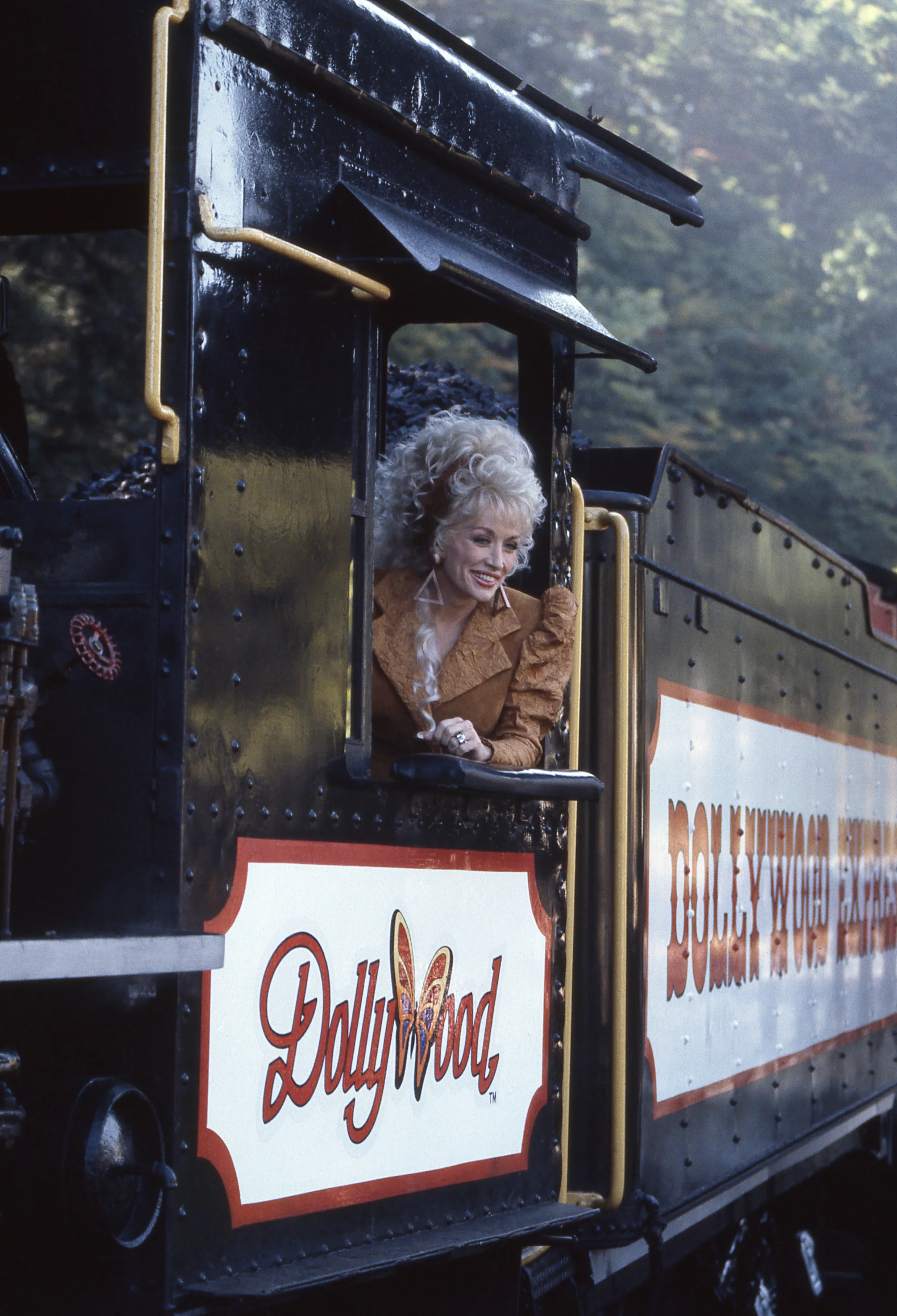 Dollywood, Dolly Parton in 1987.