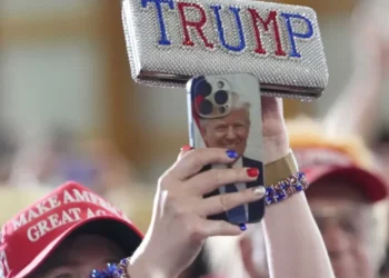 Loyal Republicans live in terror of being ‘murdered’ for crossing Trump: ex-GOP operative