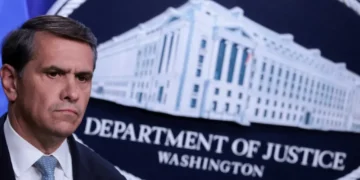 Todd Blanche’s confession he ‘blew’ Epstein case floors legal expert: ‘Makes you wonder’