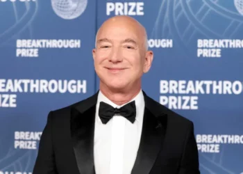 Washington Post rocked as opinions editor abruptly hits the exits