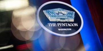 MAGA ‘journalist’ quietly went from covering the Pentagon to working for it