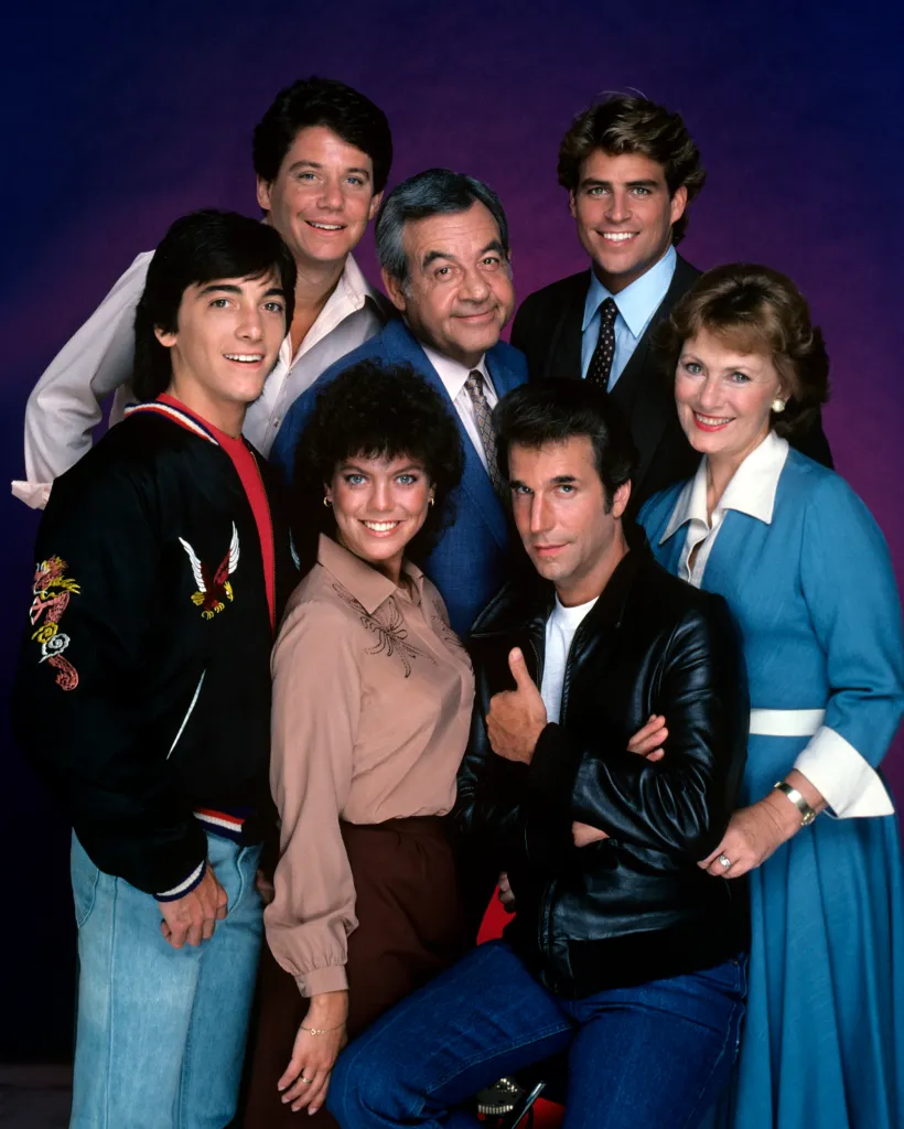 A group portrait of the cast of 