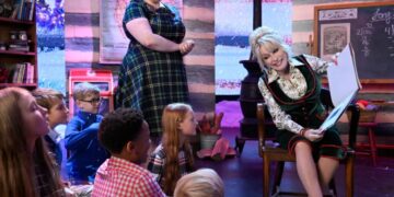 What Dolly Parton taught us about how to give