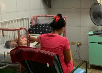 Cuba has plenty of doctors. So why is its healthcare system collapsing?