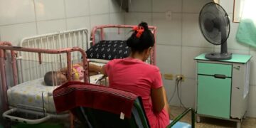 Cuba has plenty of doctors. So why is its healthcare system collapsing?