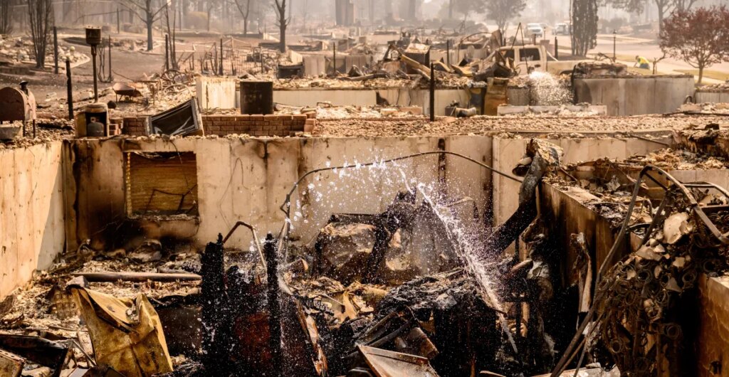 Wildfires come for the suburbs