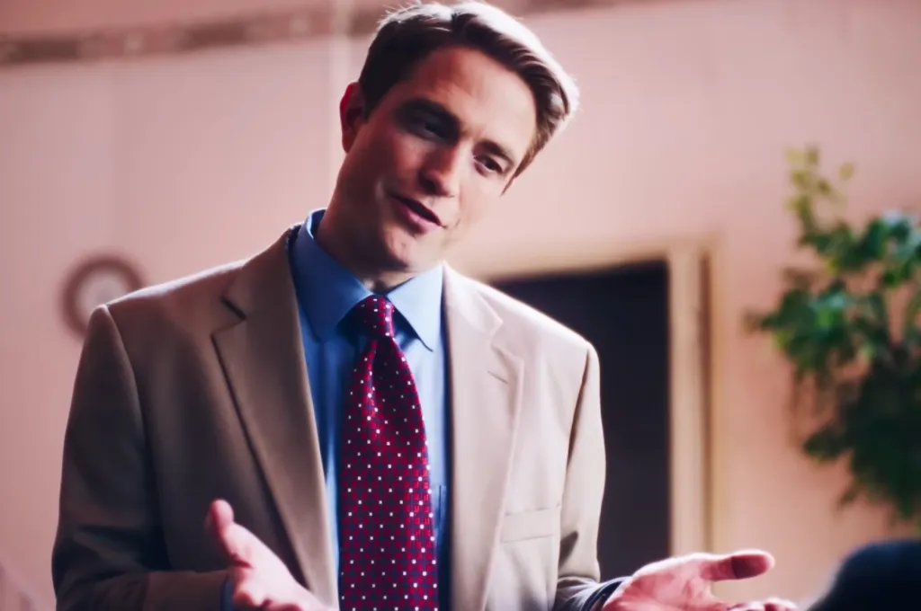 Robert Pattinson as Chris Hansen in the Predator trailer.