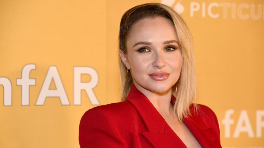 Neutrogena Says It Will Donate to Postpartum Depression as Hayden Panettiere Fans Threaten Boycott
