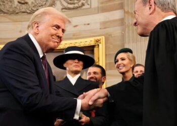 Trump ‘flipped’ his ballroom story to ‘blackmail’ the Supreme Court: expert