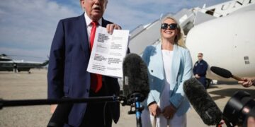 Trump official roasted as ‘inept movie villain’ after epic blunder exposes media strategy