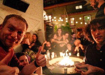 I Went to a ‘Torture Party’ With Polyamorous Bay Area Rationalists