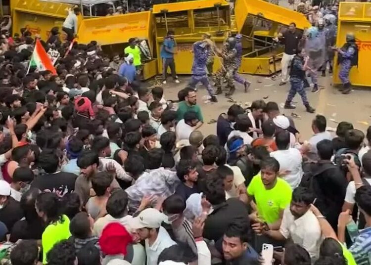 Pellet Guns, Sticks and Tear Gas: How India’s Police Halted a Youth March