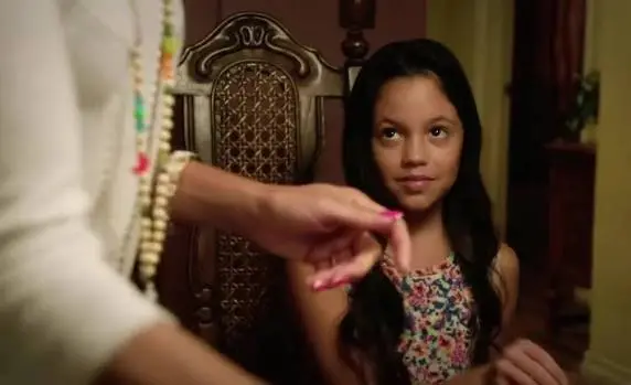 Jenna Ortega as young Jane in