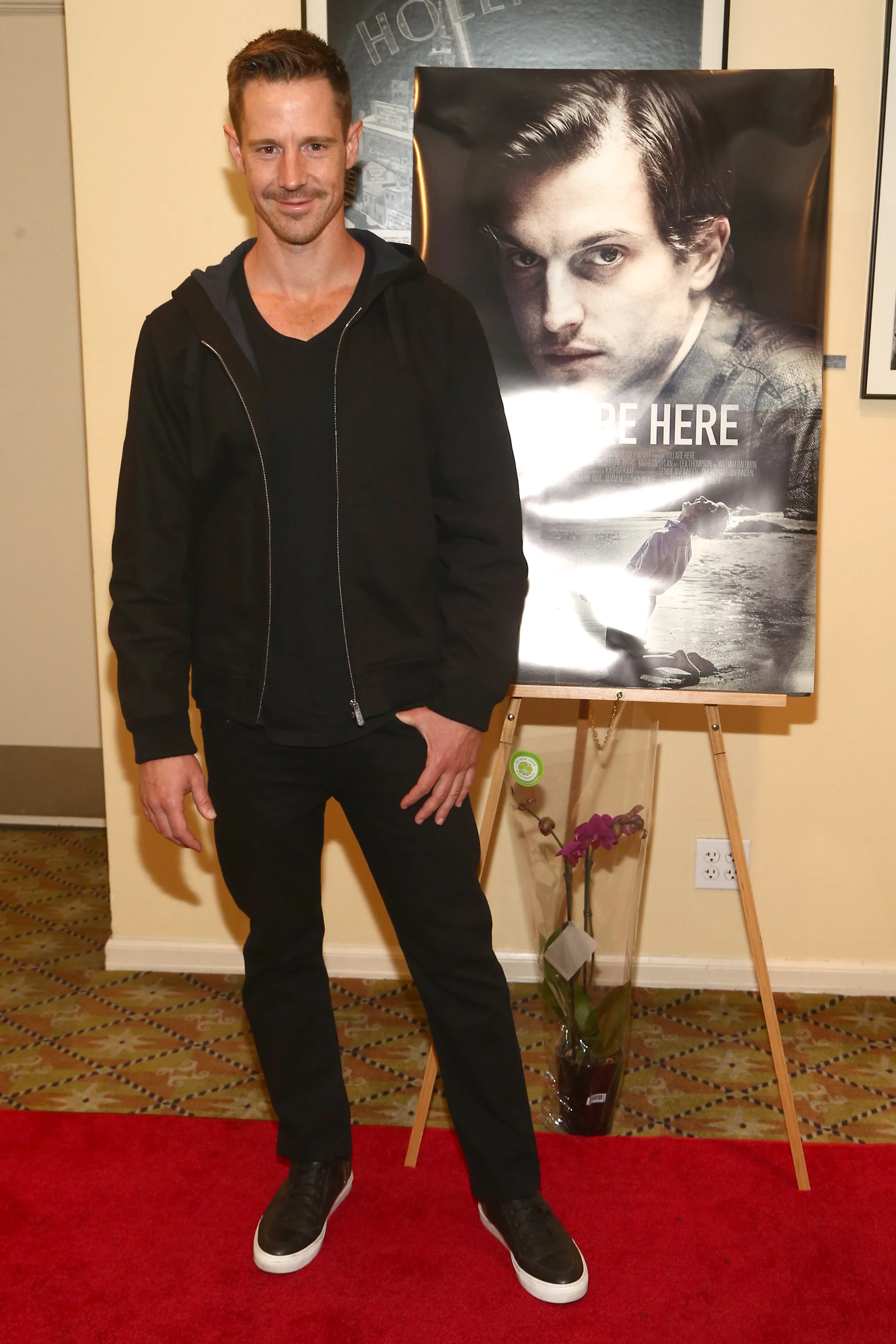 Jason Dohring.