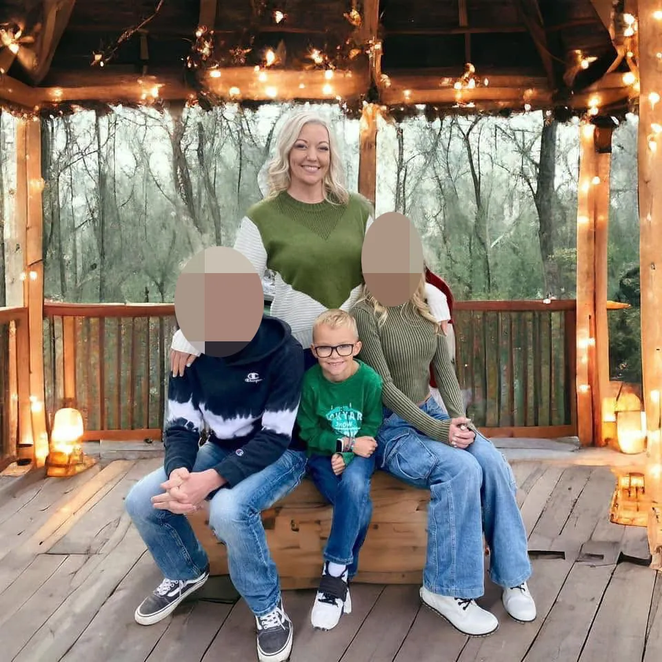 Jessica Orton Lyman and Eli Painter with two other children in Utah.