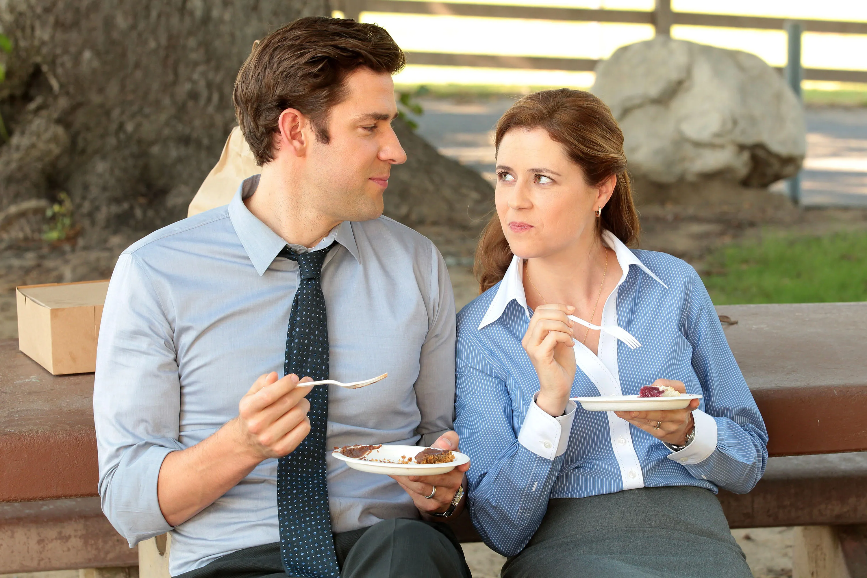 John Krasinski as Jim Halpert, Jenna Fischer as Pam Halpert in 