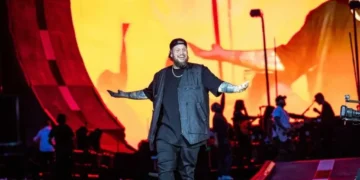Right-wing media goes ballistic after watching Jelly Roll light MAGA support ‘on fire’