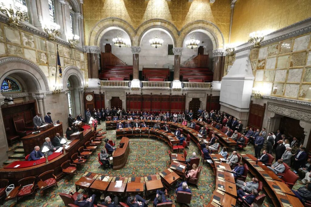 Disturbing details emerge after FBI disrupts woman’s plot to kill lawmakers as DoorDasher