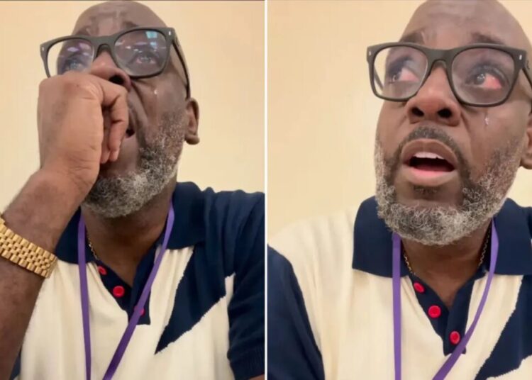 Texas teacher breaks down in tears during class after his senior students struggled to read, write