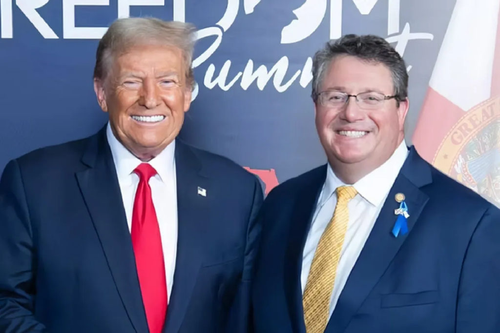MAGA lawmaker escapes criminal charges after rifling through a voter’s mailbox
