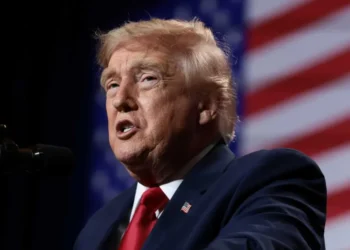 Trump’s fluffy new coiff sparks wig whispers among spectators