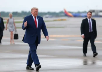 Trump’s staff furious after he left them as ‘sitting ducks’ in jet swap: insider