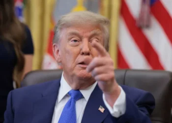 ‘Incoherent’ Trump’s vaccine order showed his health slipping before our eyes: analyst