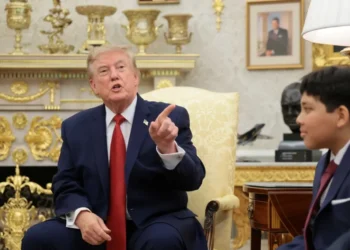 ‘Be quiet!’ Trump attacks ‘fake’ reporter in Oval Office melt down