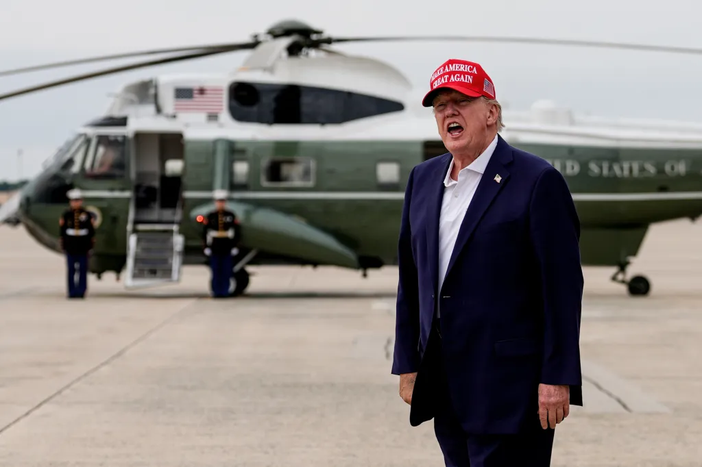 President Donald Trump yelling to reporters after disembarking Marine One.