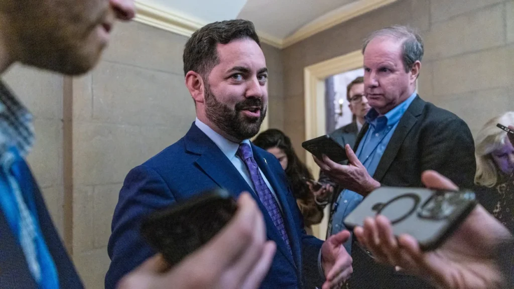 MAGA rep relentlessly mocked for campaign-ad ensemble: ‘Why are his clothes so tight?’