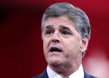 Hannity shamed in damning supercut by CNN’s Erin Burnett over curious contradiction